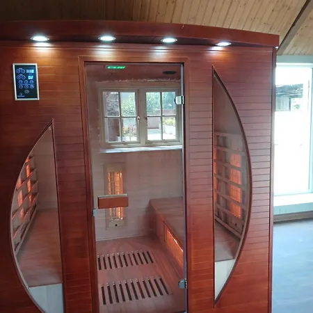 Westfield Barn شقة كاشيل