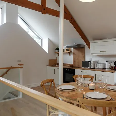 Westfield Barn Apartment *