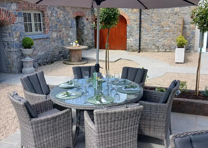 Westfield Barn Cashel (Tipperary)